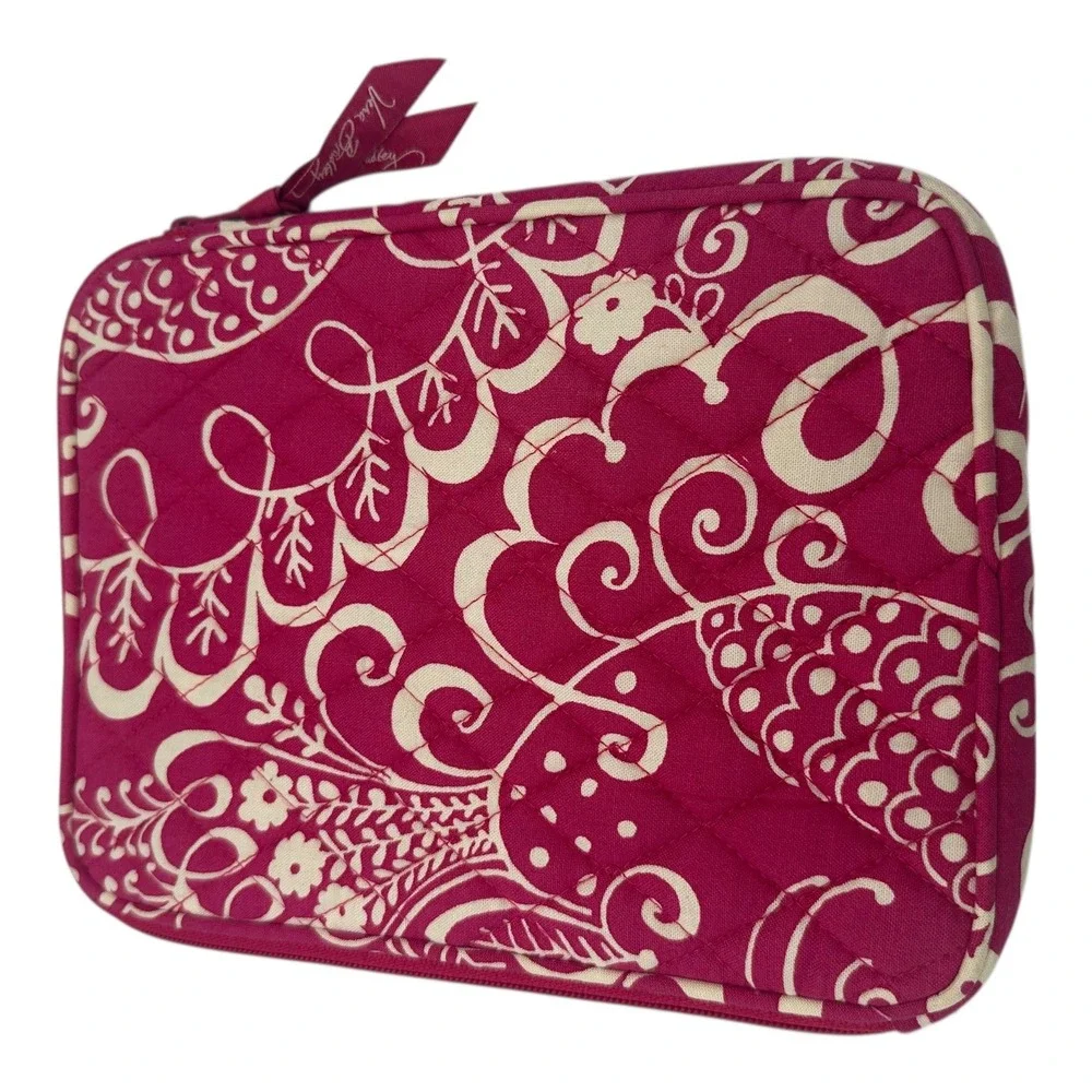 Vera Bradley discover delightful